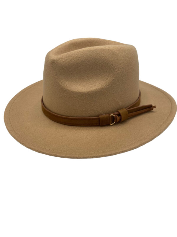 Tan coloured fedora hat with lovely trim detail. Check out our range of millinery made feather pins to add to these hats to add that touch of class to these fedora hats.